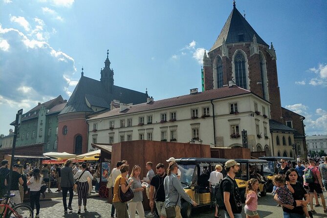 1-Hour Tour to Krakow's Old Town by Electric Golf Cart - The university quarter and Krakow’s academic identity