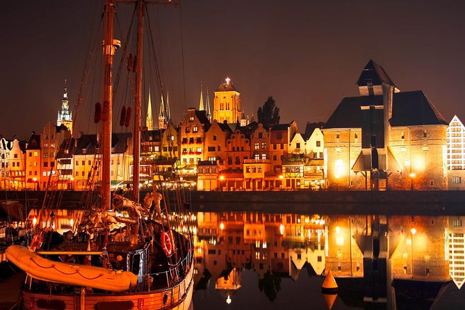 12 Day Private Tour of Poland with Hotels - Warsaw: Rebuilt Old Town and Palace Views