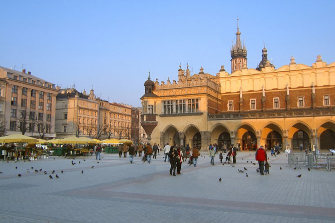 13-Day Highlights of Poland Tour - private for 2-10 persons - Wolfs Lair and a night inside a Warmian castle