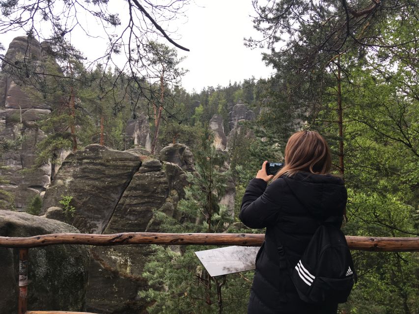 Adršpach: The Chronicles of Narnia Tour with Guide - Lunch at a Czech tavern