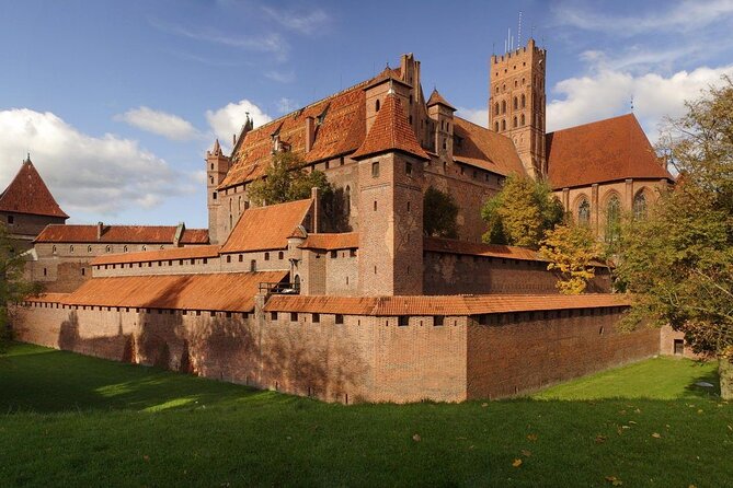 Aiport Gdansk Transfer to Malbork Castle or Stutthof - Stutthof offers a very different day