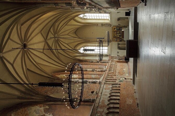 Aiport Gdansk Transfer to Malbork Castle or Stutthof - A flexible schedule, with one important catch