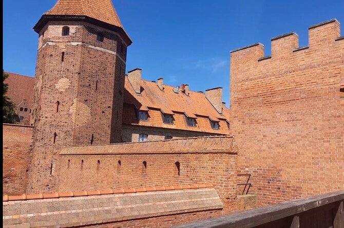 Aiport Gdansk Transfer to Malbork Castle or Stutthof - What the service does especially well