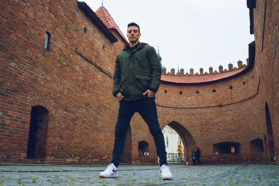 Amazing photo walk through the Old town of Warsaw - The one-hour timing and group size
