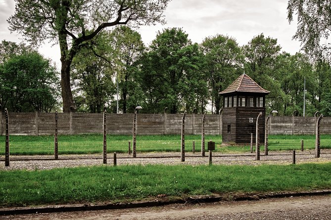 Auschwitz Birkenau: Complete Private Tour - Practical advice for a better day