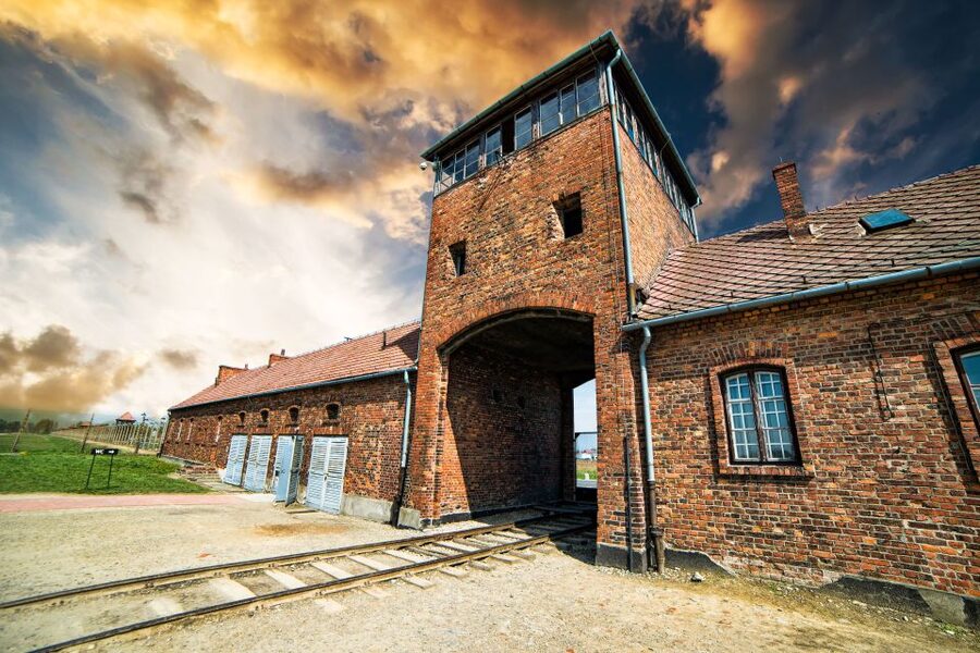Auschwitz-Birkenau Guided Tour & Transfer from Krakow - Final recommendation