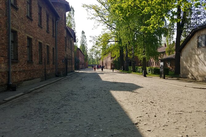 Auschwitz Birkenau Guided Tour with Hotel Pickup from Cracow - The drive from Krakow to Oświęcim