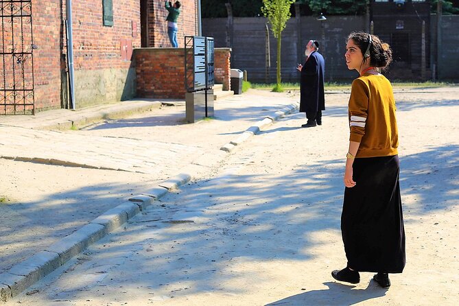 Auschwitz Birkenau: Live-Guided Tour with Transportation and Hotel Pickup - Why this day matters