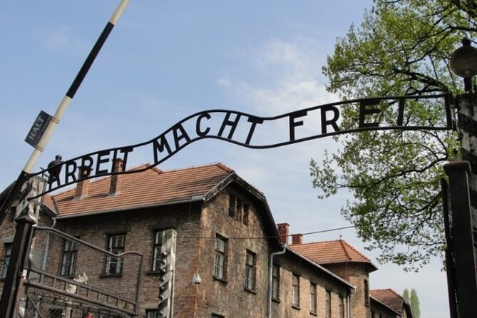 Auschwitz Birkenau Round Transfer, Private Driver from Krakow - The drive from Krakow to the memorial
