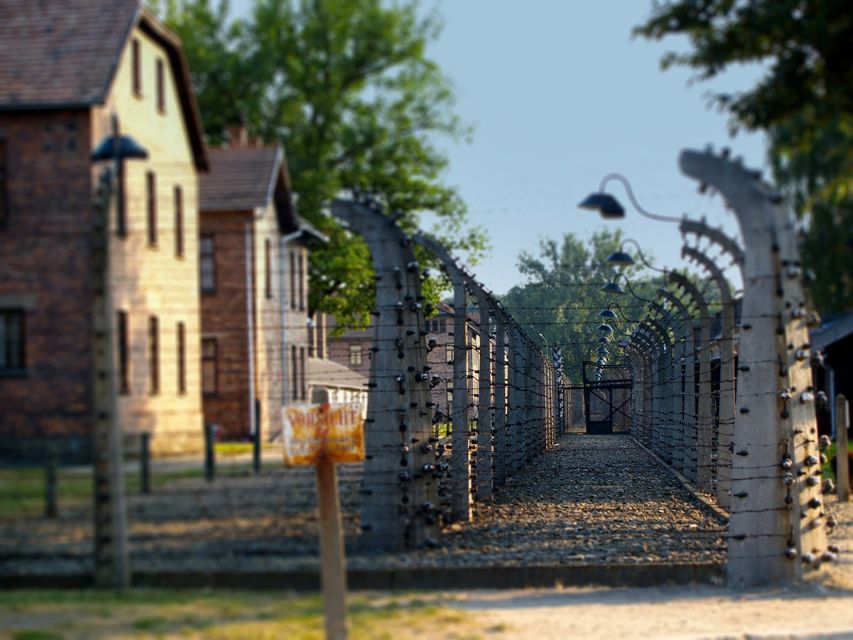Auschwitz-Birkenau Tour from Katowice with Private Transfers - What the Official Guide Adds