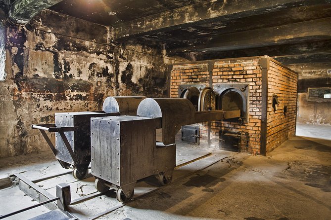 Auschwitz-Birkenau Tour with Transfer - The ride from Krakow takes longer than you might expect