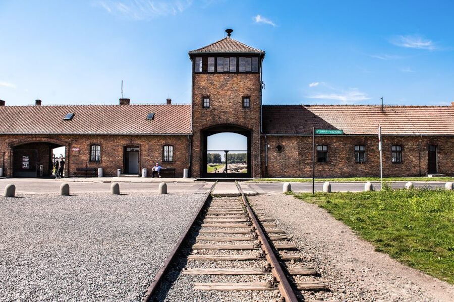Auschwitz Ticket and Full-Day Tour from Krakow - Leaving Krakow for the museum