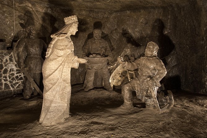 Auschwitz & Wieliczka ONE DAY Guided Tour +Private Transportation - Birkenau and the short transfer