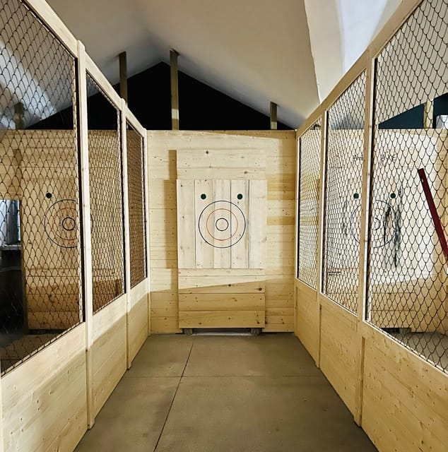 Axe Throwing Experience in Gdansk - Why axe throwing works as a Gdansk break