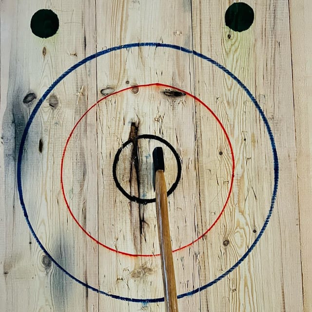 Axe Throwing Experience in Gdansk - What to wear and how to prepare