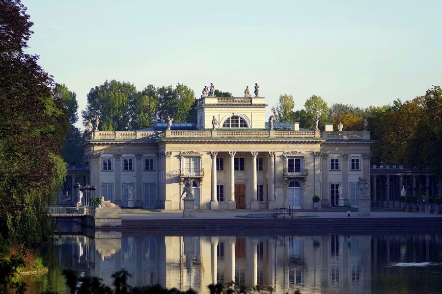 Best of Warsaw Full-Day Private Tour with Private Transport - The Royal Castle, Market Square, and the rebuilt Old Town