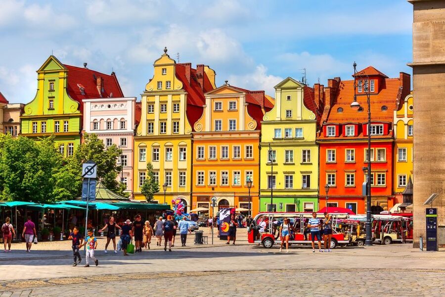 Best of Wroclaw 3-Hour History and Culture Walking Tour - Meeting at Market Square and reading the City Hall