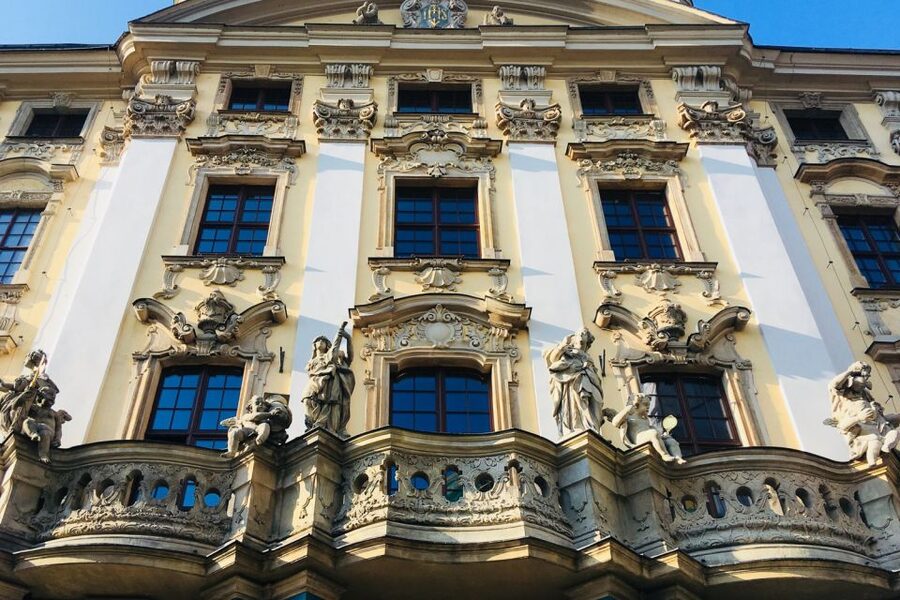 Best of Wroclaw 3-Hour History and Culture Walking Tour - The University of Wroclaw and its Baroque interior