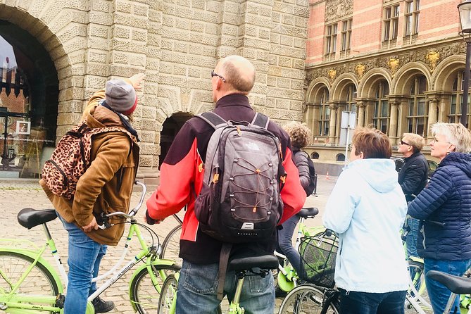 Bike Tour Gdansk - Standard - St. Mary’s Church packs in centuries of art