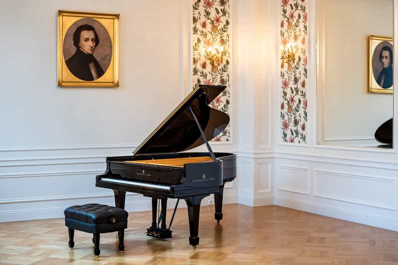 Chopin Concerts at Fryderyk Concert Hall - What the candlelight and decor add