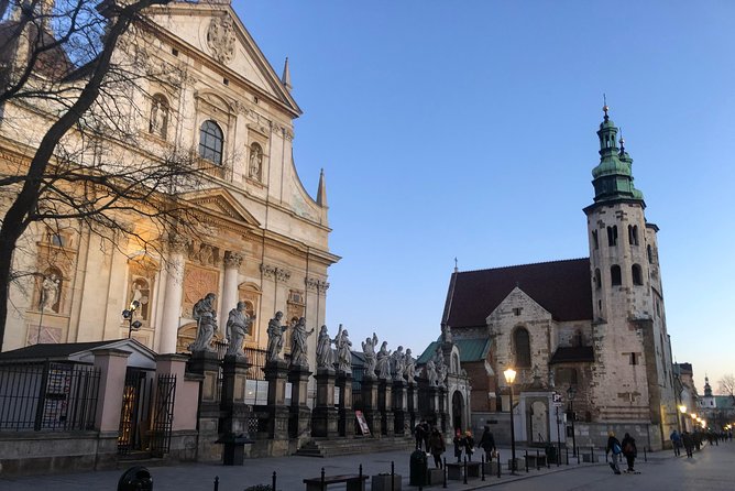 Complete Cracow Bike Tour (small group of maximum 15 people!) - The guides can shape the whole ride