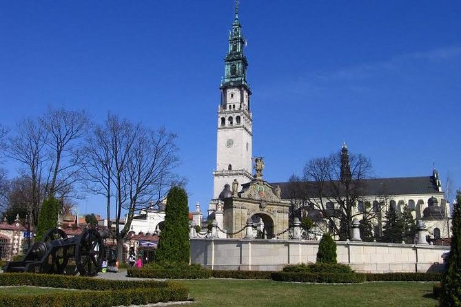 CZĘSTOCHOWA - BLACK MADONNA Monastery, PRIVATE tour from Kraków - The drive from Kraków and what private transport adds