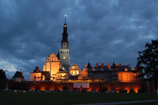 Czestochowa Black Madonna Private Day Tour from Krakow - Why Jasna Gora matters