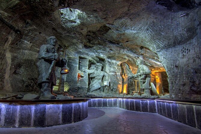 Day Trip: Auschwitz-Birkenau and Wieliczka Salt Mine from Krakow - Key points to know before booking