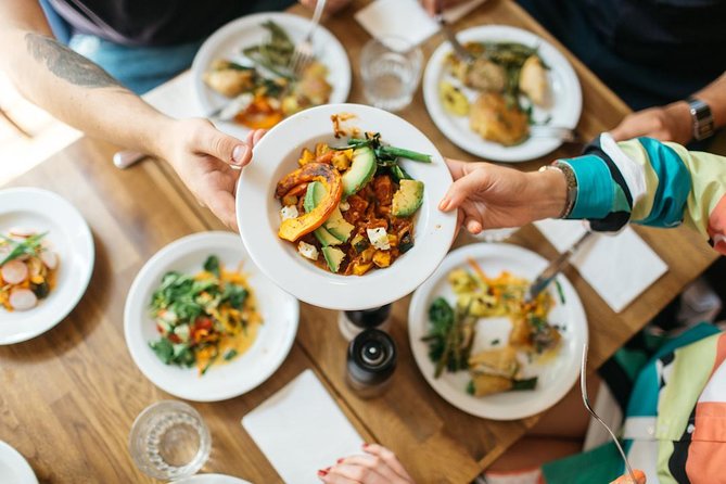 Deluxe Polish Food Tour Experience in Warsaw - What this Warsaw food tour actually gives you