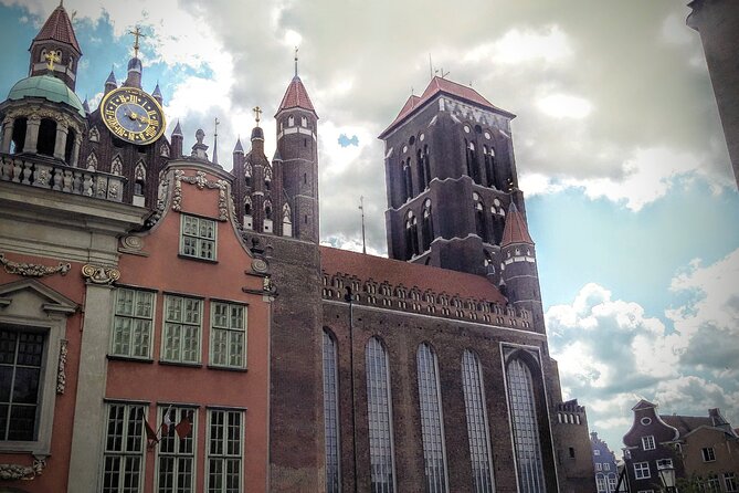 Discover Gdansk Walking Tour - Starting beside the Motlawa at Zielony Most