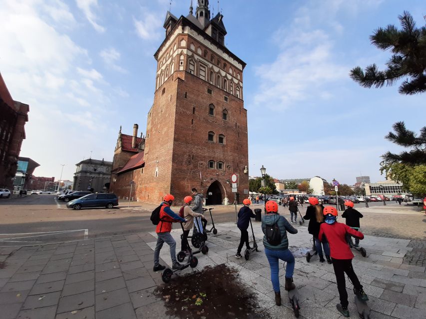 Electric Scooter Tour: Full Tour (Old Town + Jewish Quarter) - Should you book the full Old Town and Kazimierz tour?