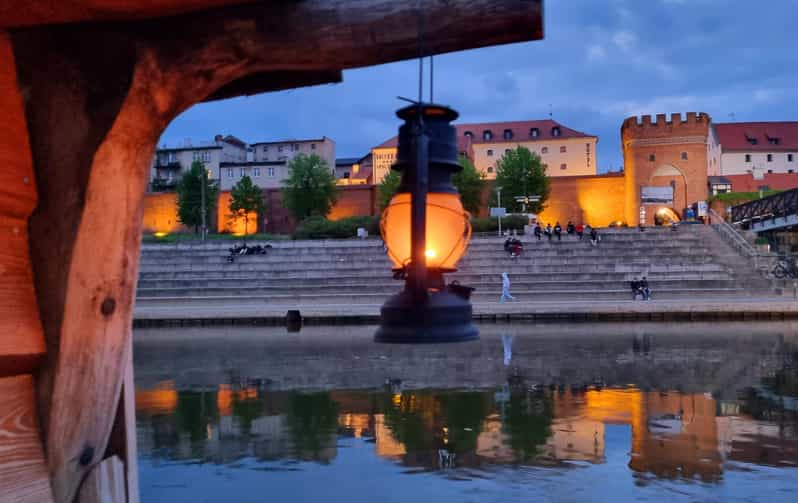 Evening Cruises in Toruń - Why the traditional boat matters