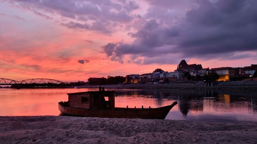 Evening Cruises in Toruń - The Polish guide and what you should expect