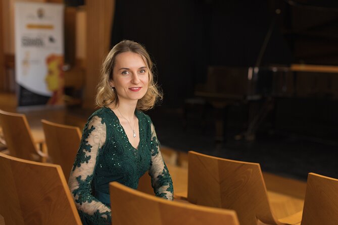 Everyday Chopin Concert at 7 PM with candlelight by the Castle - Is $29.02 a fair price?