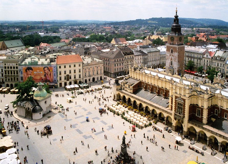 Family Tour of Krakow Old Town with Sweets Factory & Cruise - Is $96 per person good value?