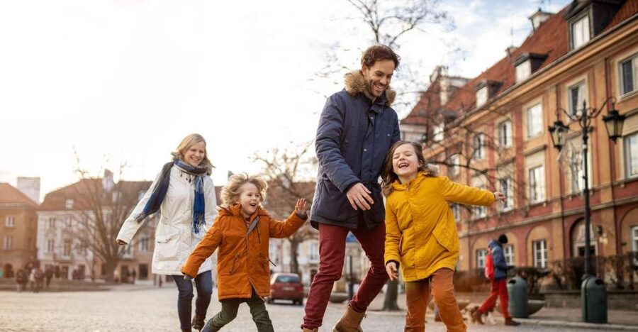 Family Tour of Warsaw Old Town with Fun Activities for Kids - The two-hour route from the Mermaid to Copernicus
