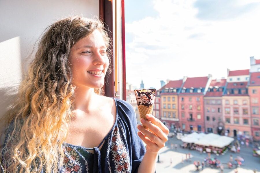 Family Tour of Warsaw Old Town with Fun Activities for Kids - Four hours at Copernicus Science Centre