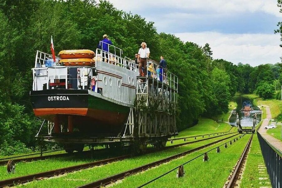 From Gdansk: Elblag Canal Boat Cruise - Buczyniec and the first inclined plane