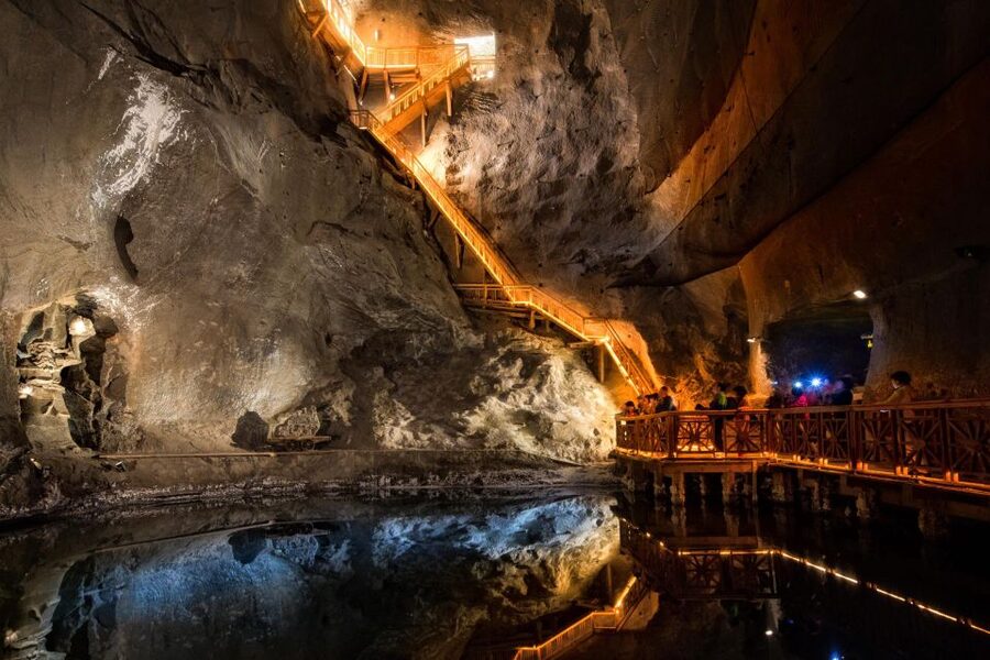 From Krakow: Auschwitz and Wieliczka Salt Mine Full-Day Trip - Key points to know before booking