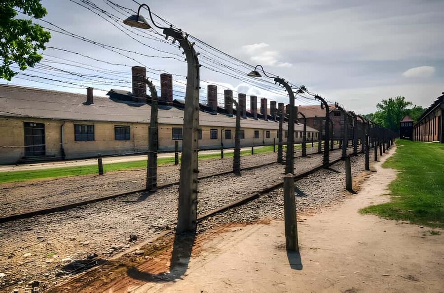 From Krakow: Auschwitz & Birkenau Guided Tour with Pick up - From Krakow to the memorial