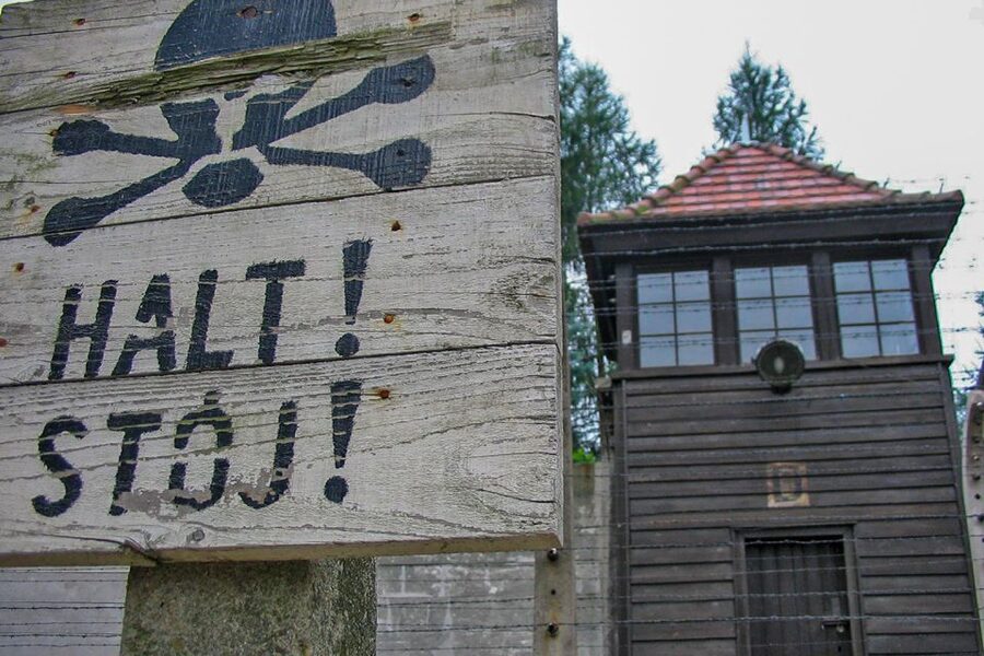 From Krakow: Auschwitz-Birkenau Private or Shared Tour - Is $642 per person good value?