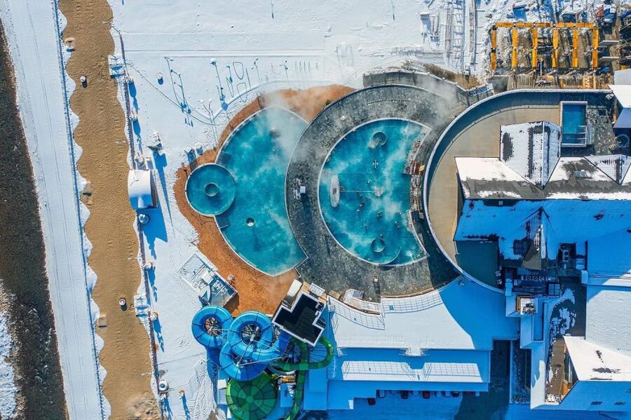 From Krakow: Chochołowskie Thermal Baths Ticket and Transfer - Why Chochołowskie Thermal Baths work so well in winter