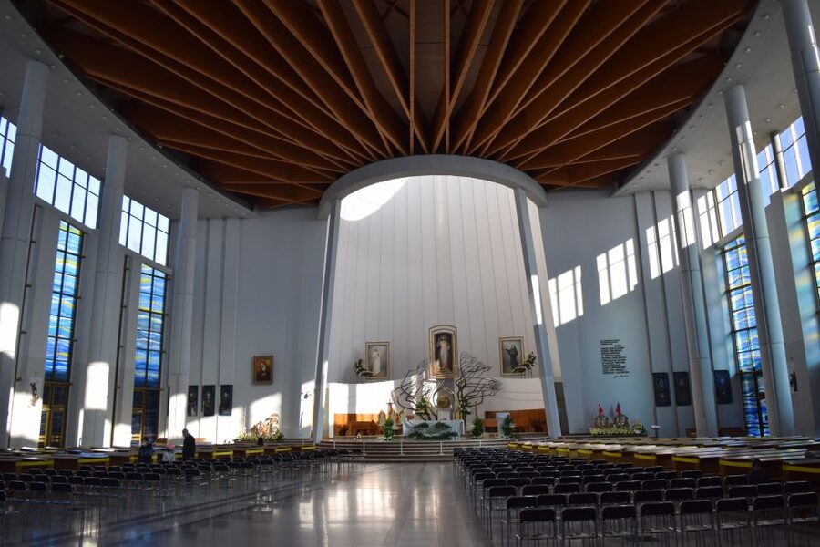 From Krakow: Częstochowa, Black Madonna and Lagiewniki Tour - Why These Two Sacred Sites Belong Together