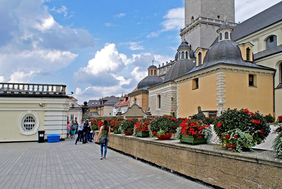 From Krakow: Częstochowa, Black Madonna and Lagiewniki Tour - Understanding the Divine Mercy Sanctuary