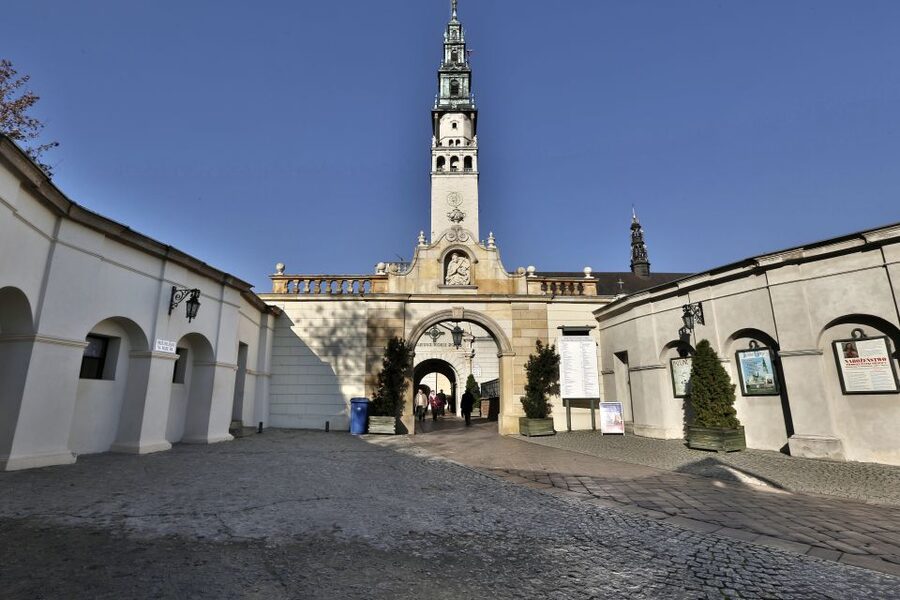 From Krakow: Czestochowa - The Black Madonna - Why the Black Madonna makes this trip special