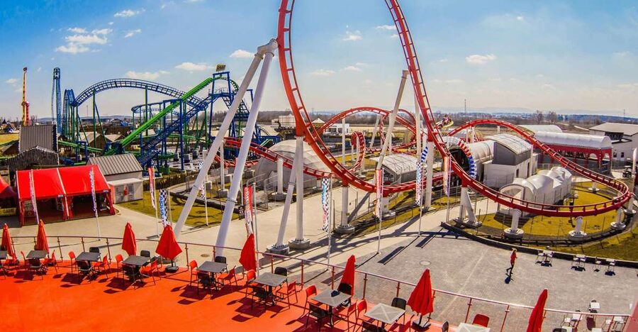 From Krakow: Energylandia Amusement Park Ticket & Transport - The Extreme Zone and the biggest rides