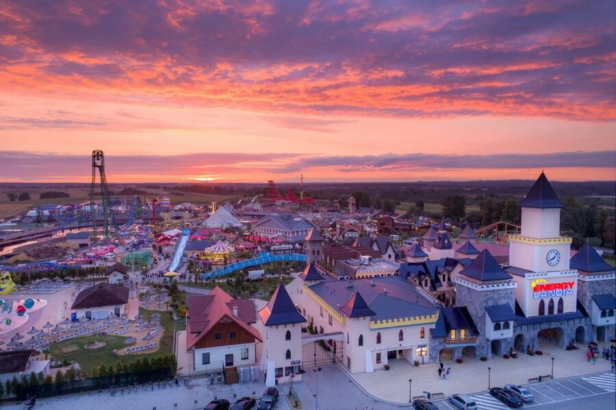 From Krakow: Energylandia Amusement Park Ticket & Transport - Who will enjoy this most?