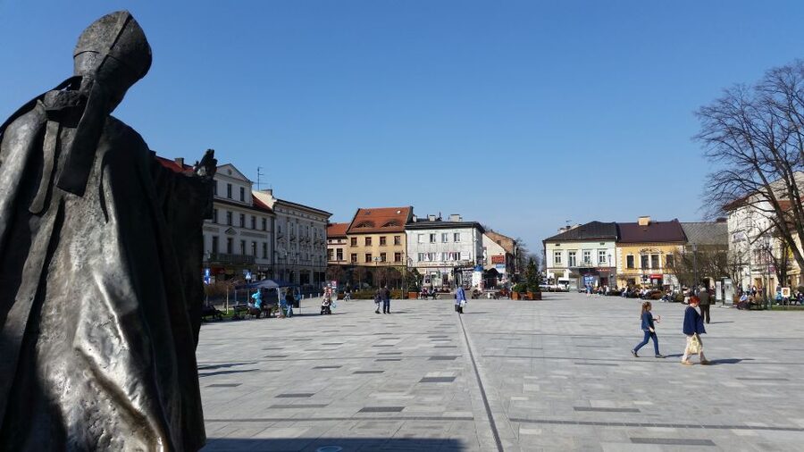 From Krakow: Full-Day Wadowice & Czestochowa Tour - Is $248 a good value?