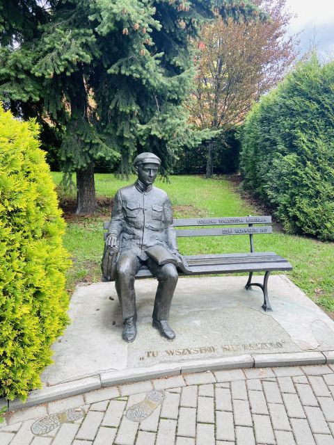 From Krakow: Full-Day Wadowice & Czestochowa Tour - Who should choose this Krakow day trip?