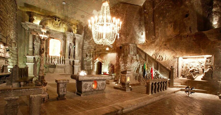 From Krakow: Half-Day Salt Mine and Schindler's Factory Tour - The transfer to Podgórze gives you a needed pause